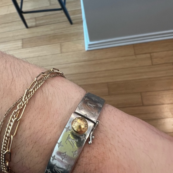 Louis Vuitton nanogram cuff bracelet - Picture 3 of 5